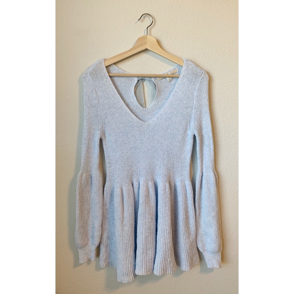 LC Lauren Conrad V neck baby blue sweater size XS